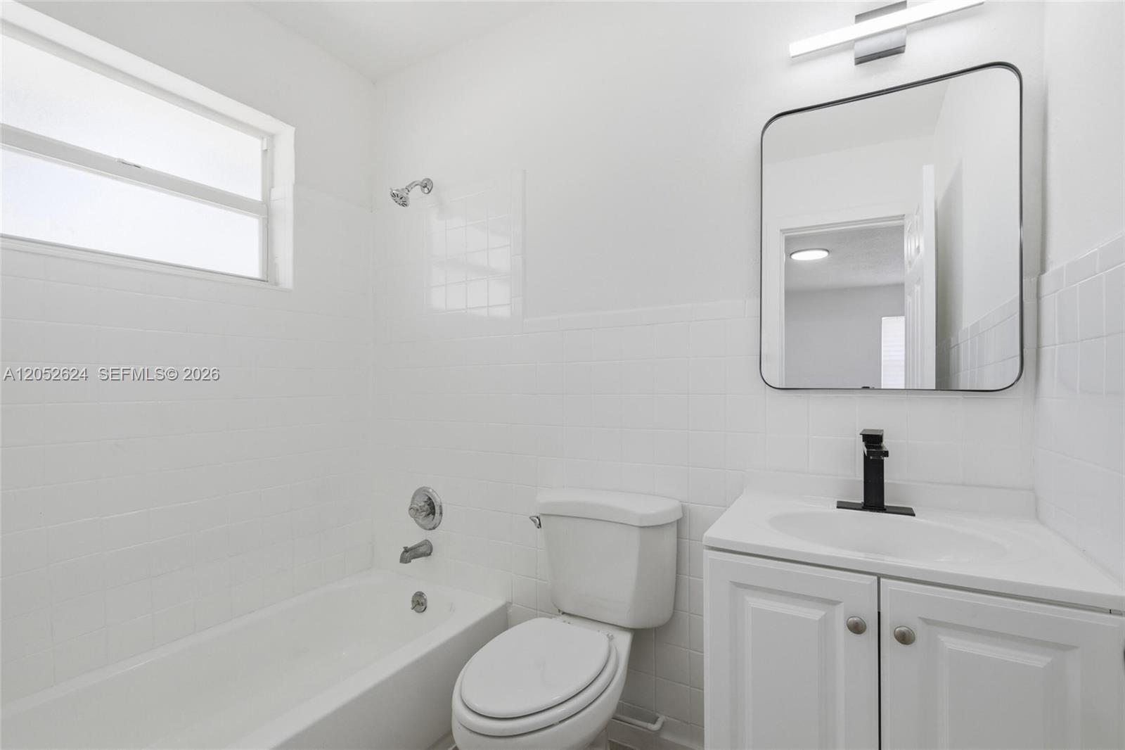   /  2010 sq. ft. $ 2026-08-25 0 Photo