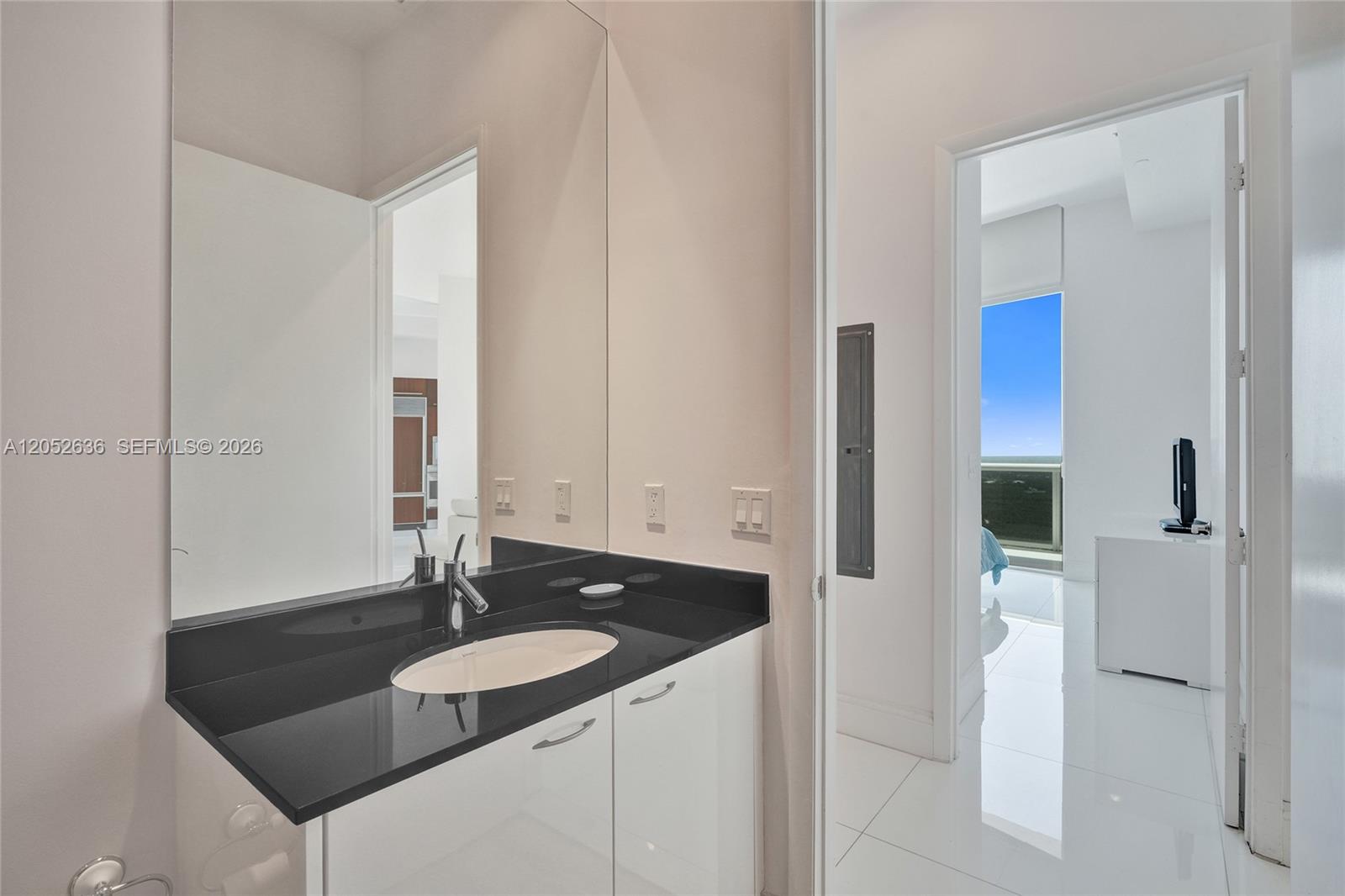 4305 2 / 2 1435 sq. ft. $ 2026-07-13 0 Photo