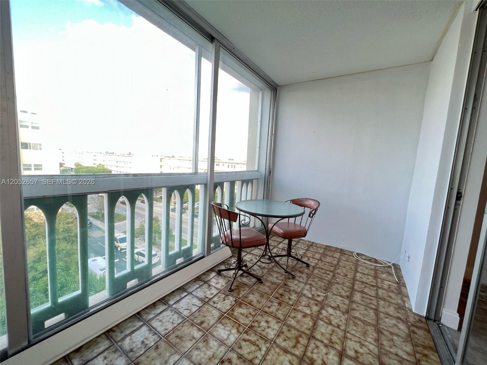 Photo of 301 14th Ave #608, Hallandale Beach, Florida, 33009 -