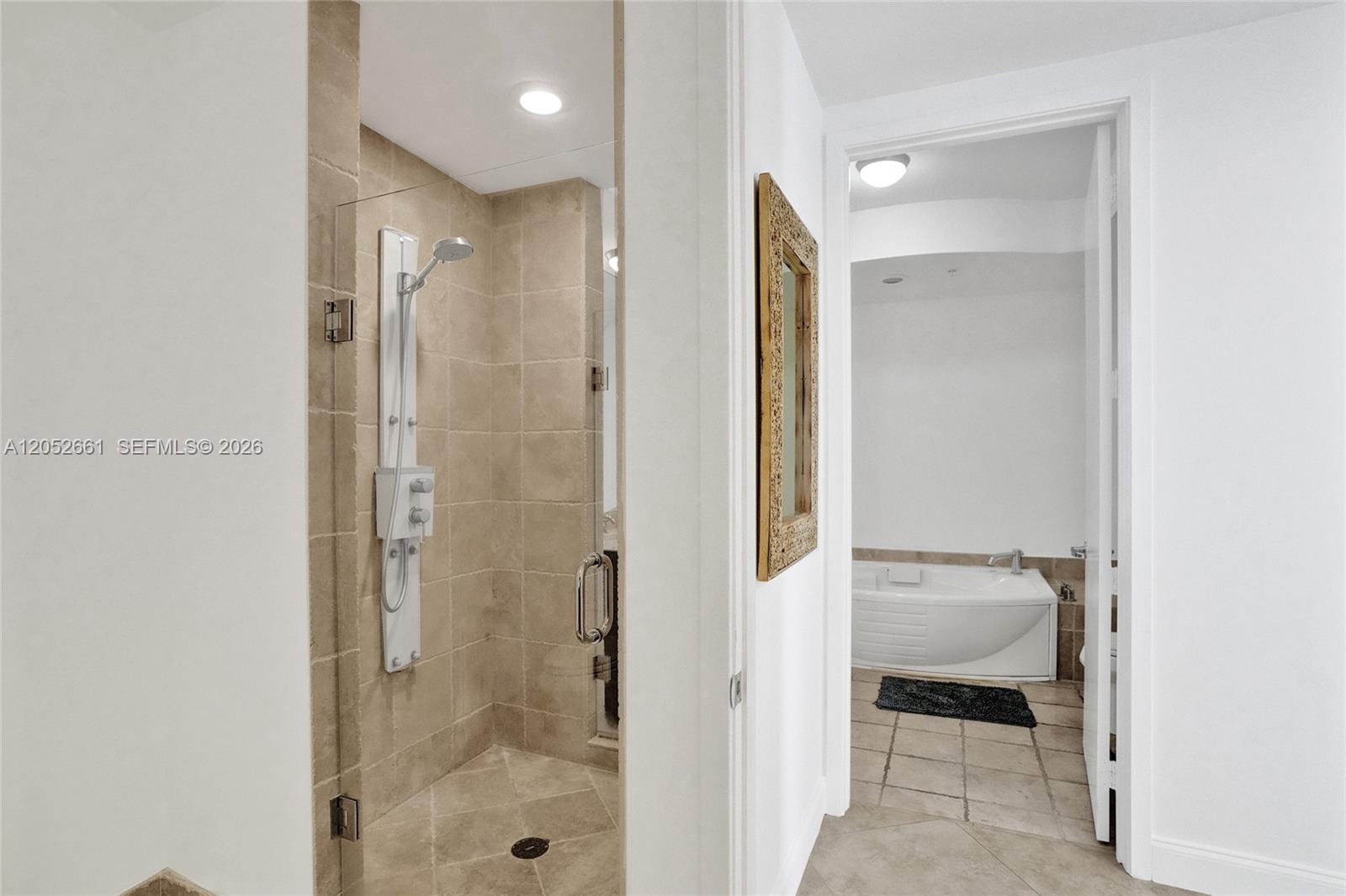 Ver detalles 4705 2 / 2 1577 sq. ft. $ 2026-07-13 0 foto