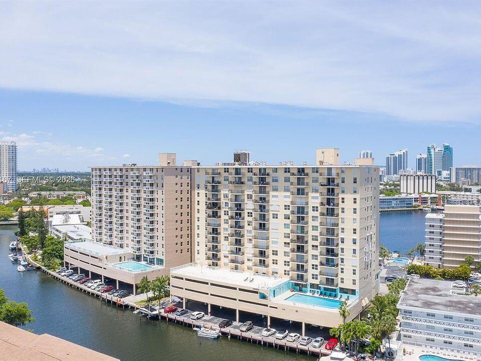 Photo of 427 Golden Isles #12d, Hallandale Beach, Florida, 33009 - 9af811a53127975567253929383d69de-cc_ft_9