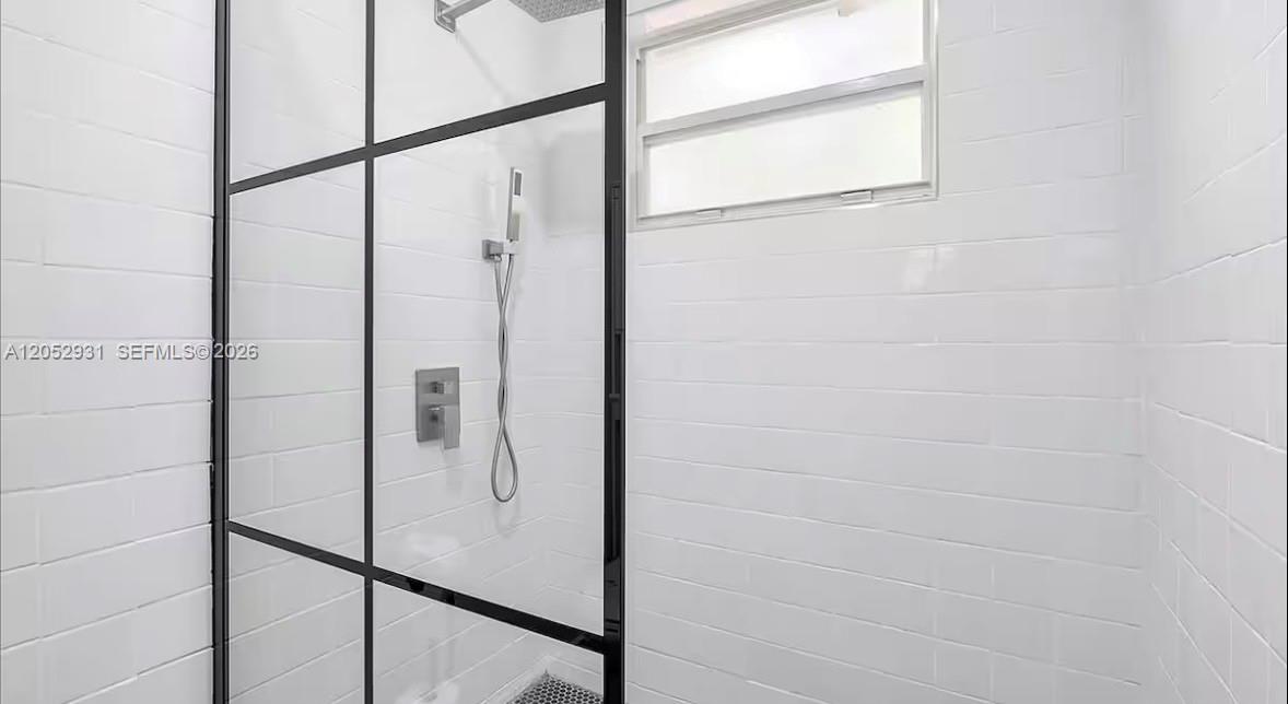   /  3674 sq. ft. $ 2026-07-13 0 foto