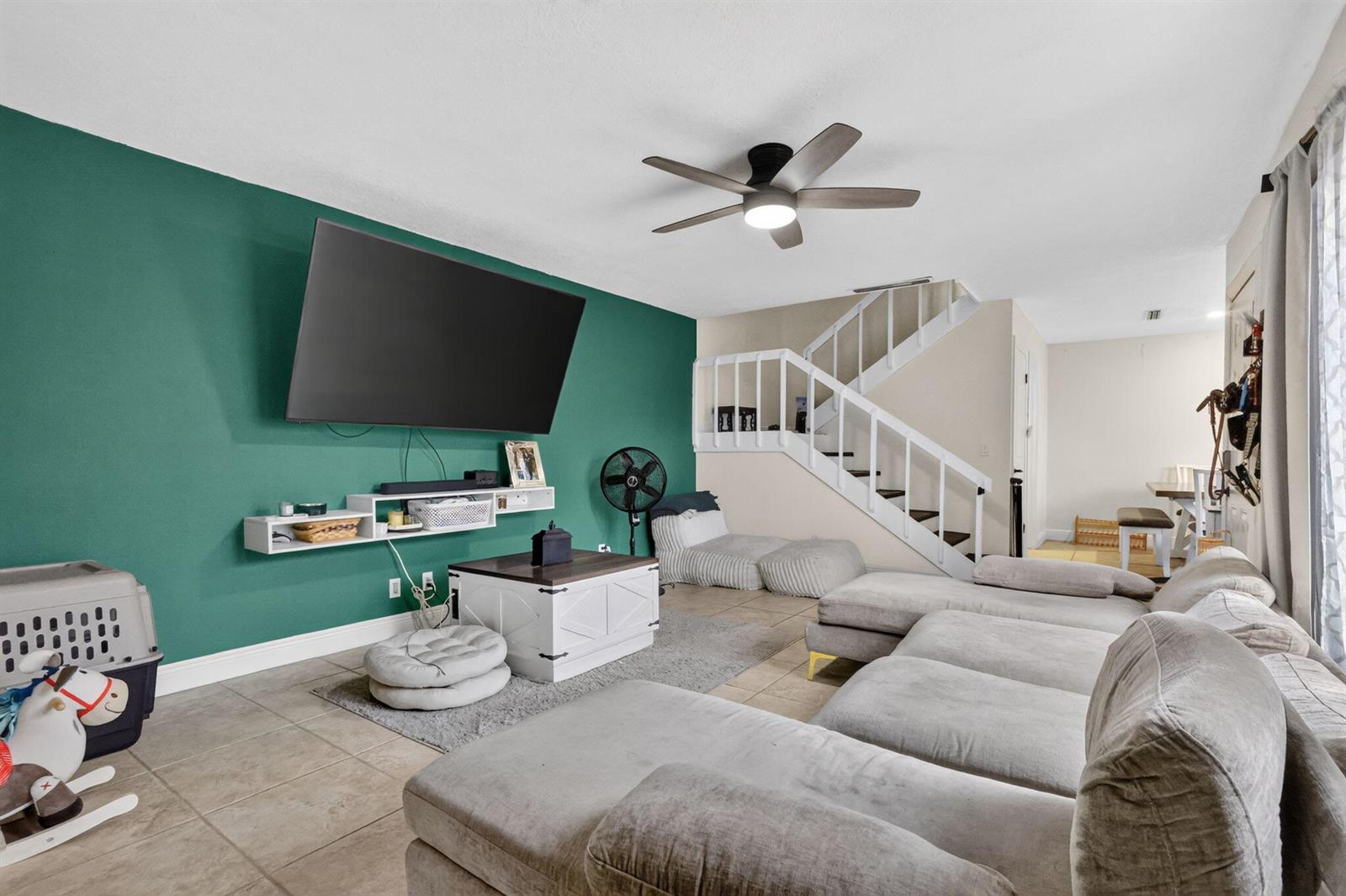Ver detalles 1201 3 / 1500 sq. ft. $ 2026-07-14 0 foto