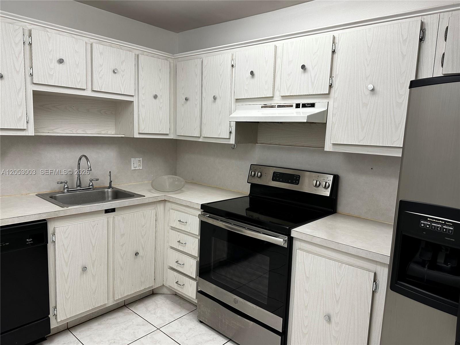 Photo of 3800 Ocean Dr  #1518, Hollywood, Florida, 33019 - 