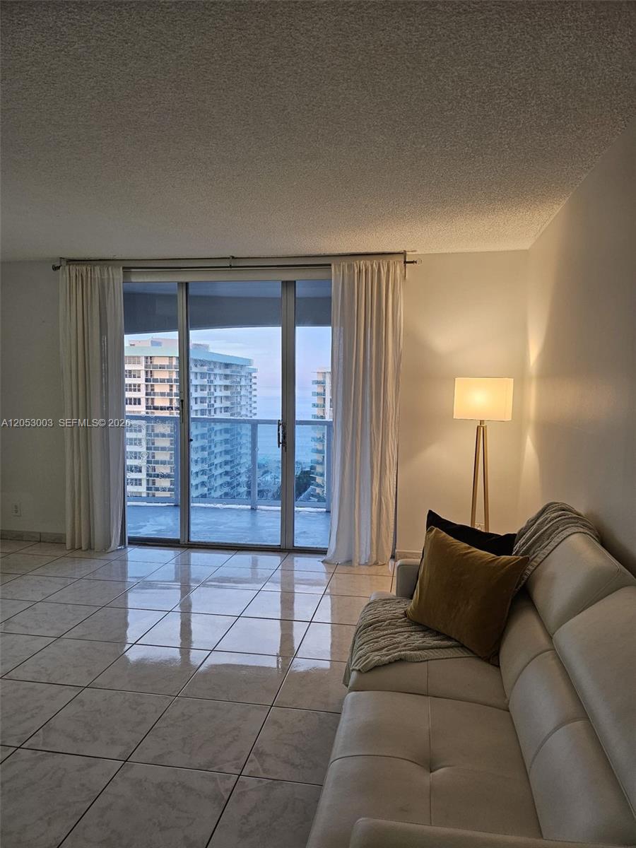 Photo of 3800 Ocean Dr  #1518, Hollywood, Florida, 33019 - 