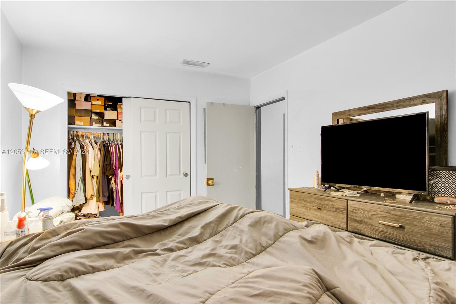   /  2250 sq. ft. $ 2026-07-14 0 foto