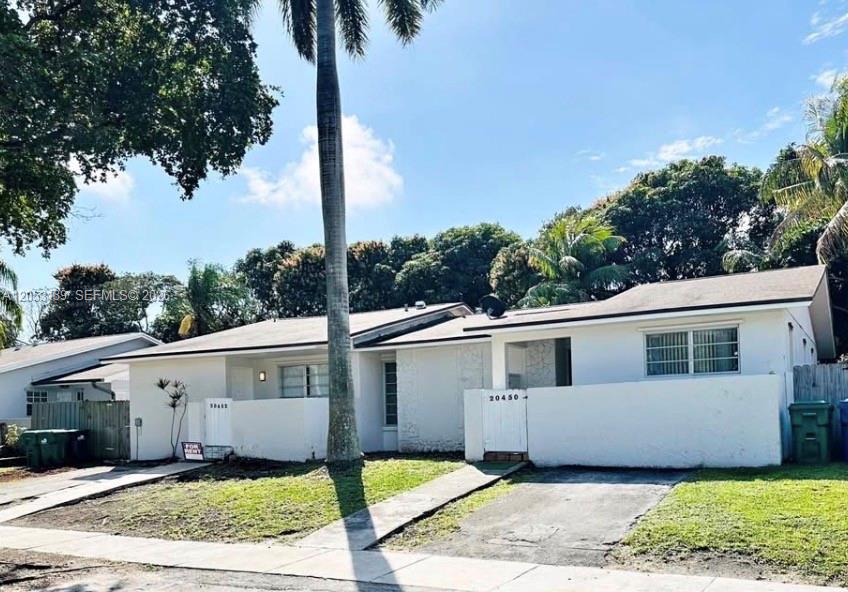 Ver detalles / 2274 sq. ft. $ 2026-07-14 0 foto