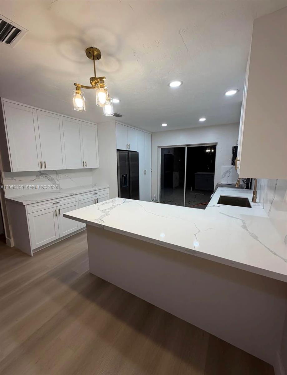 Ver detalles / 2274 sq. ft. $ 2026-07-14 0 foto