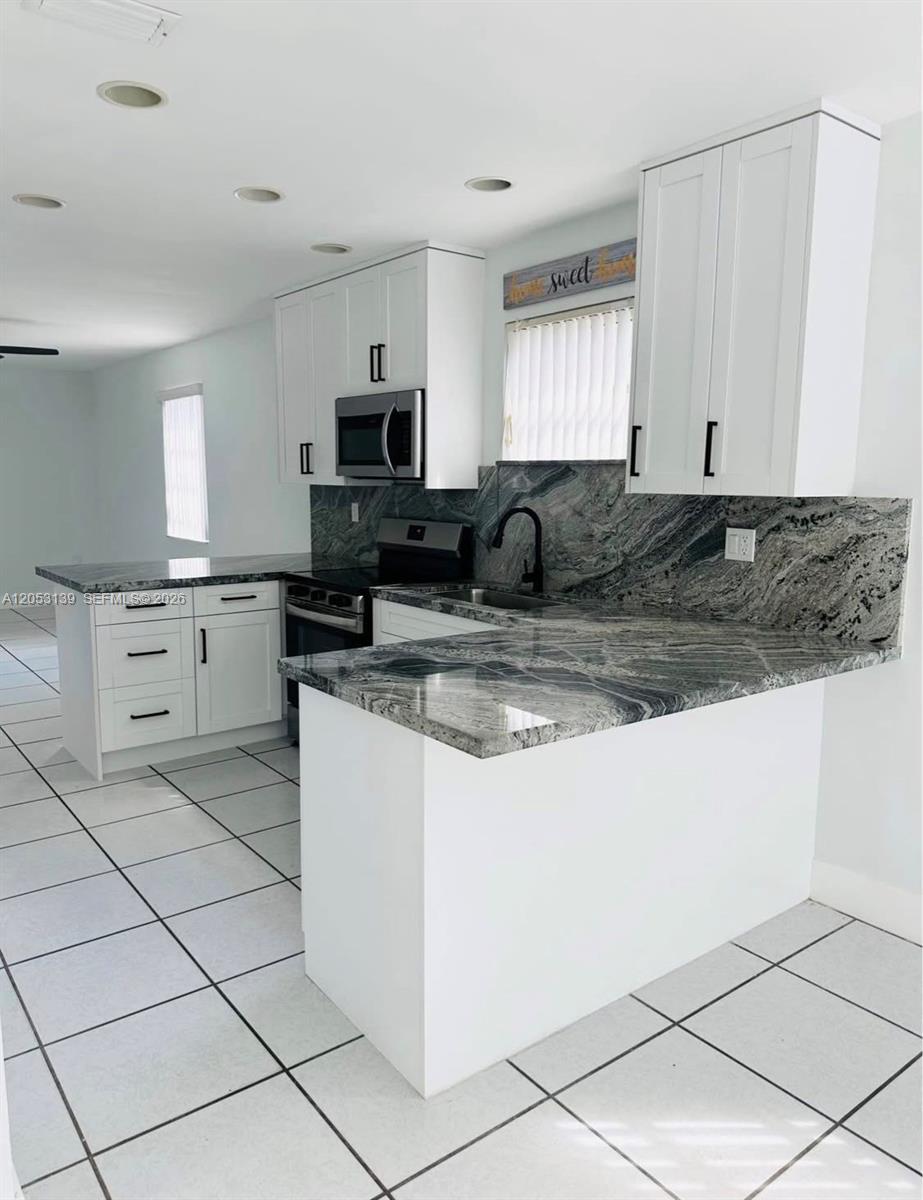Ver detalles / 2274 sq. ft. $ 2026-07-14 0 foto