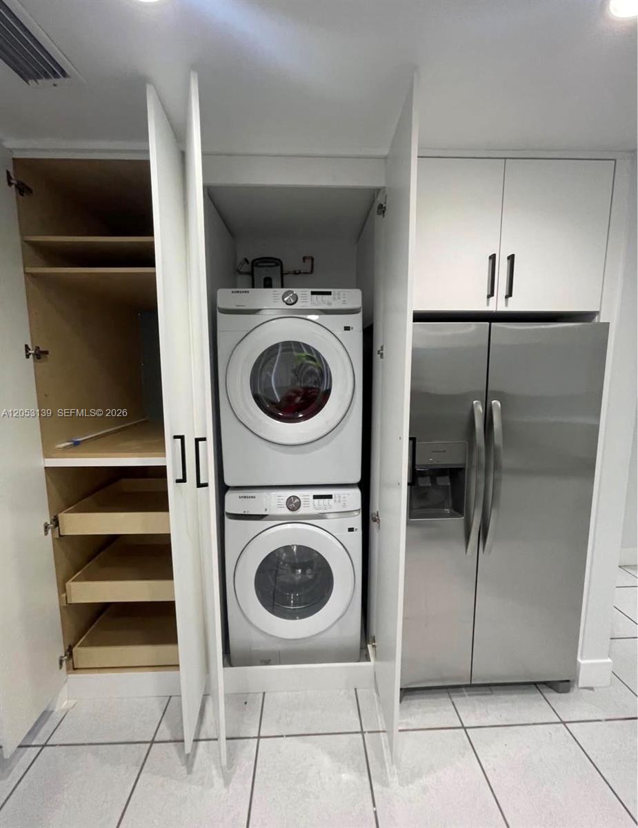 Ver detalles / 2274 sq. ft. $ 2026-07-14 0 foto