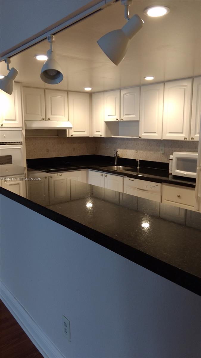 Photo of 19390 Collins Avenue  #1014, Sunny Isles Beach, Florida, 33160 - 