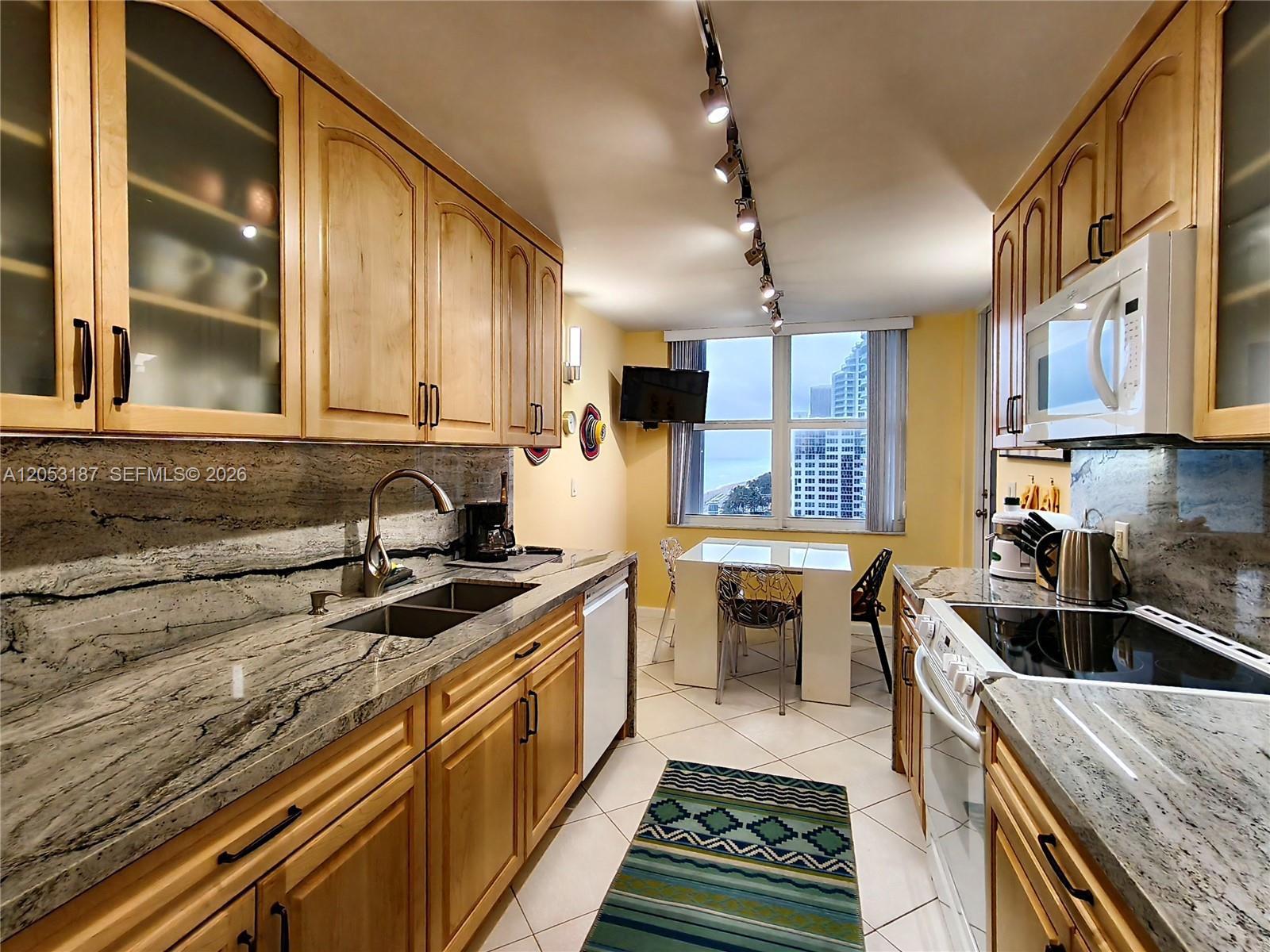 Photo of 2751 Ocean Dr  #1106S, Hollywood, Florida, 33019 - 