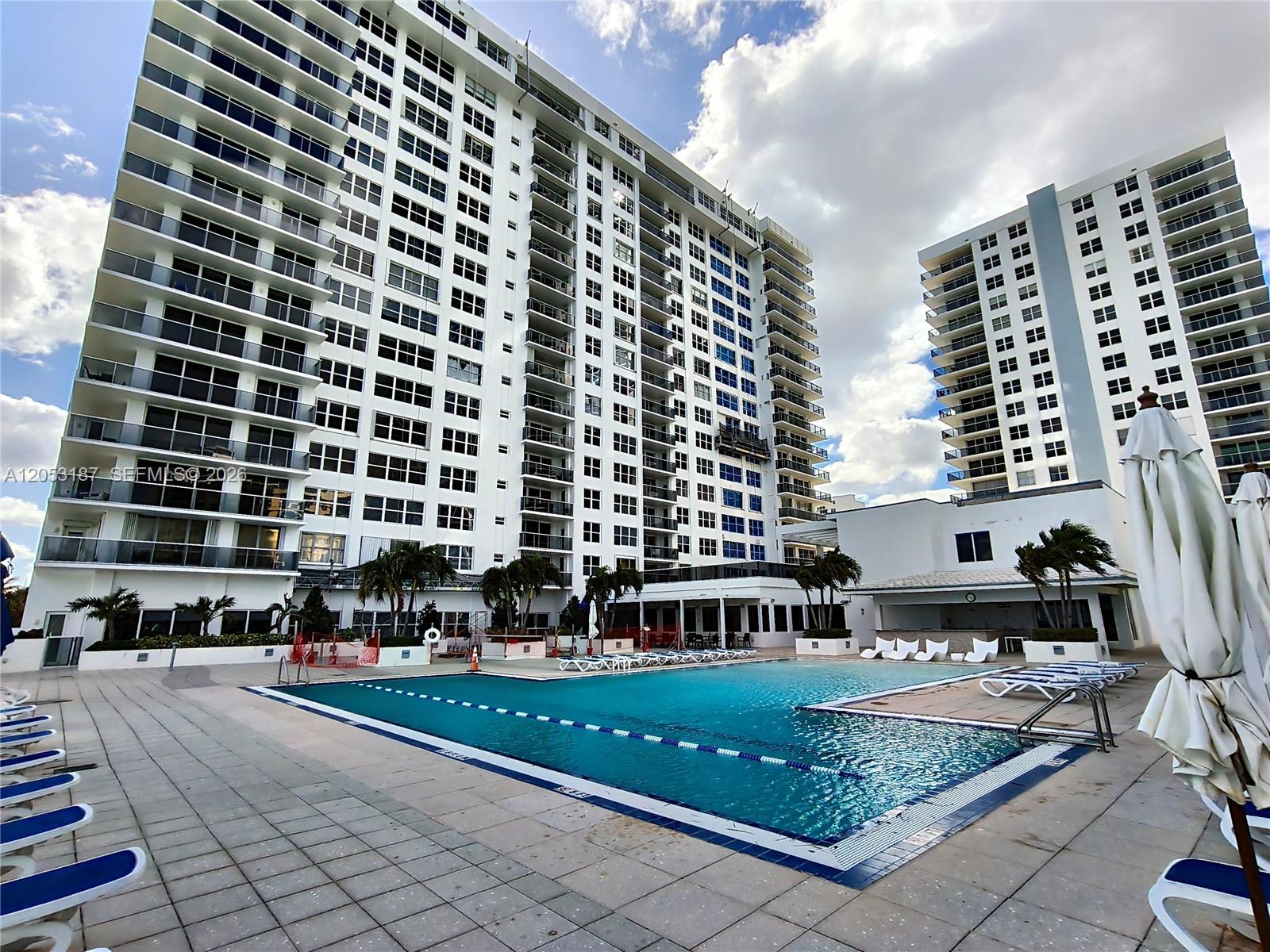 Photo of 2751 Ocean Dr  #1106S, Hollywood, Florida, 33019 - 