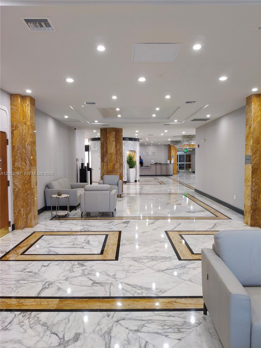 Photo of 2751 Ocean Dr  #1106S, Hollywood, Florida, 33019 - 