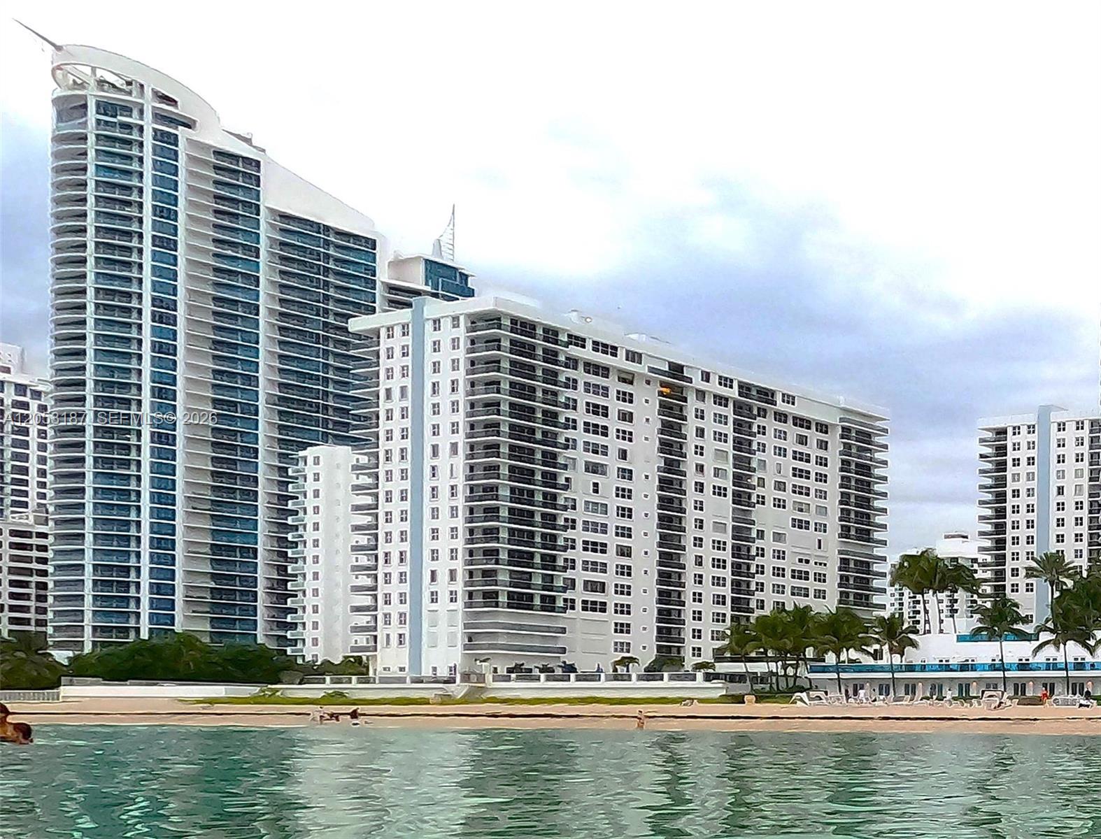 Photo of 2751 Ocean Dr  #1106S, Hollywood, Florida, 33019 - 