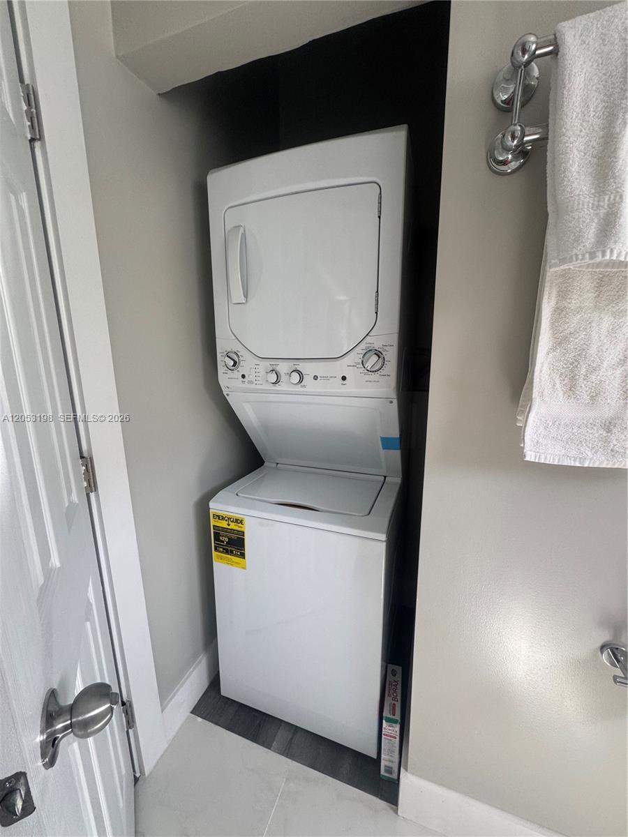 Ver detalles / 1689 sq. ft. $ 2026-07-14 0 foto