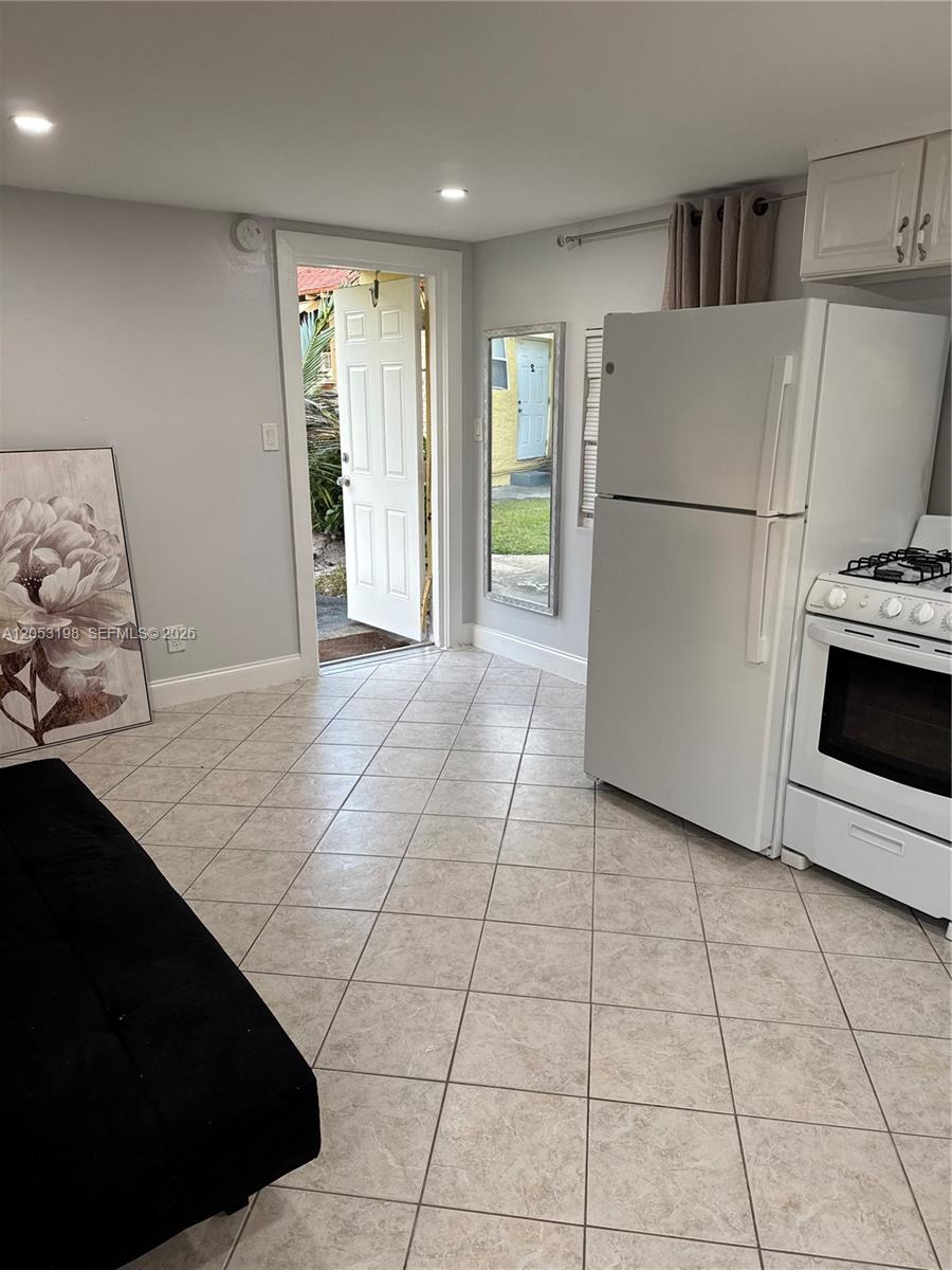 Ver detalles / 1689 sq. ft. $ 2026-07-14 0 foto