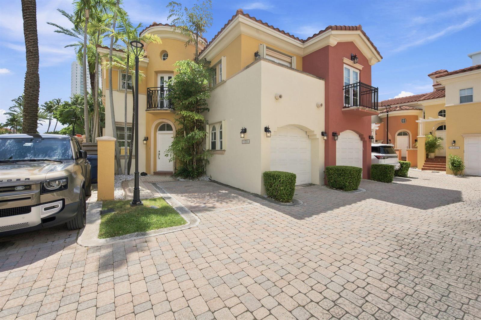 Photo of 18385 30TH  #18385 (18385), Aventura, Florida, 33160 - 1