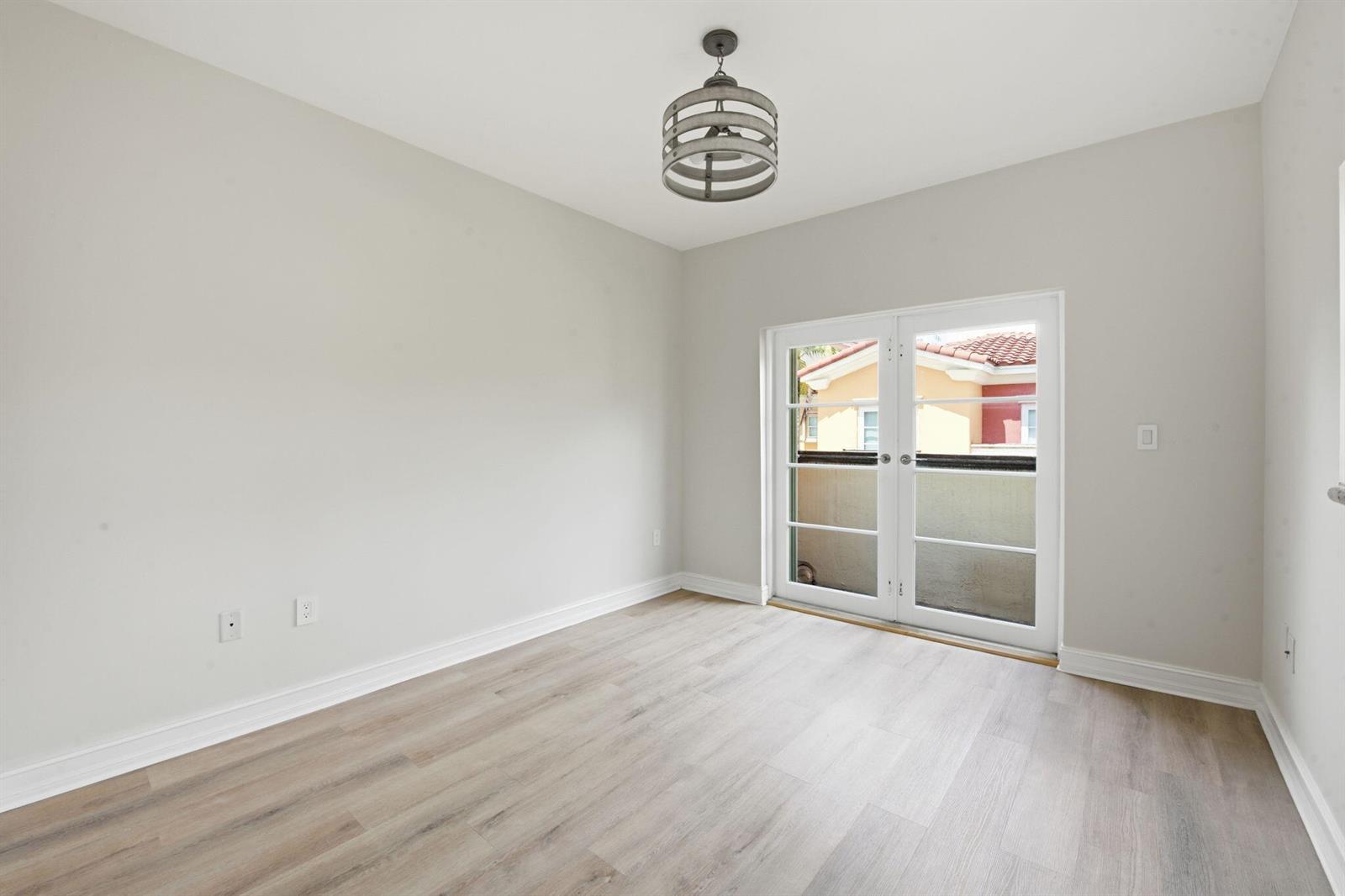 Photo of 18385 30TH  #18385 (18385), Aventura, Florida, 33160 - 40