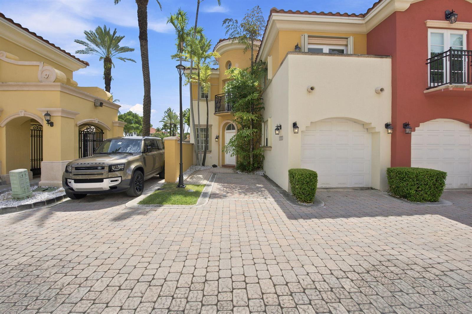 Photo of 18385 30TH  #18385 (18385), Aventura, Florida, 33160 - 5