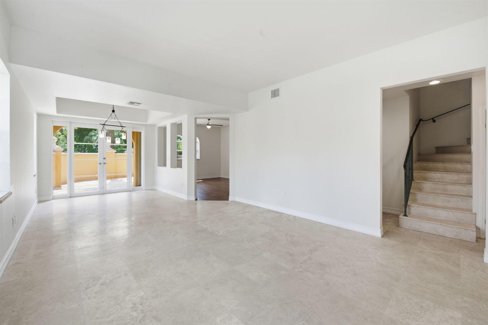 Photo of 18385 30TH  #18385 (18385), Aventura, Florida, 33160 - 8