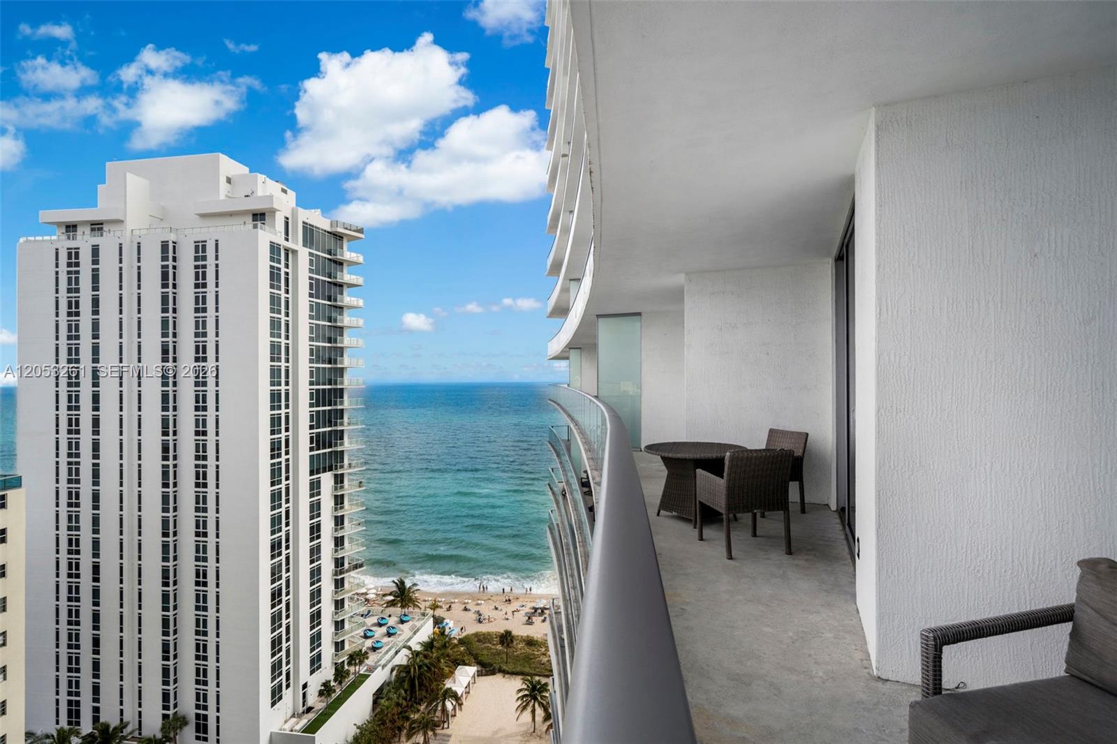Ver detalles 1406 2 / 2 1129 sq. ft. $ 2026-07-14 0 foto