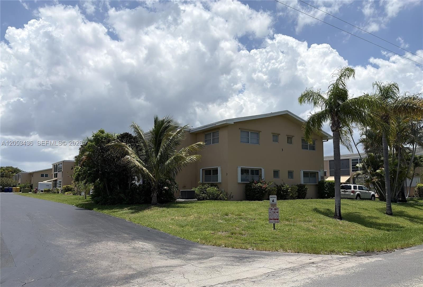 103 1 / 2 624 sq. ft. $ 2026-07-14 0 Photo