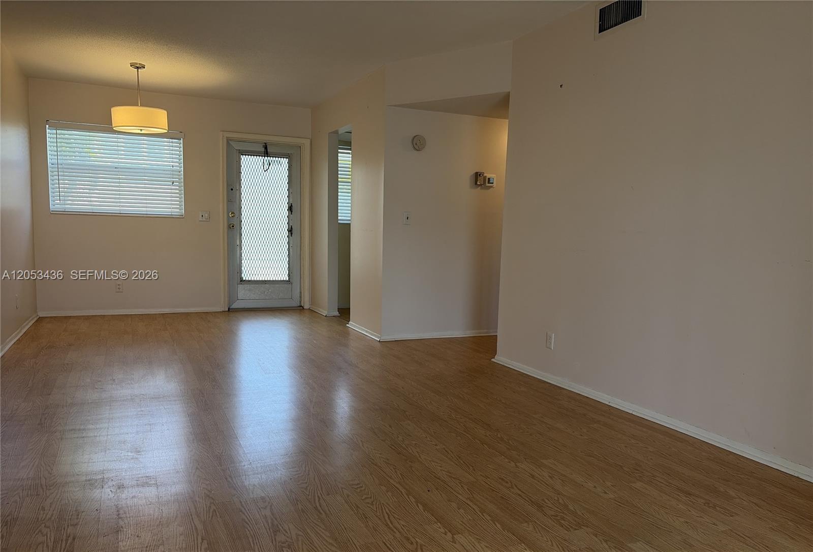 103 1 / 2 624 sq. ft. $ 2026-07-14 0 Photo