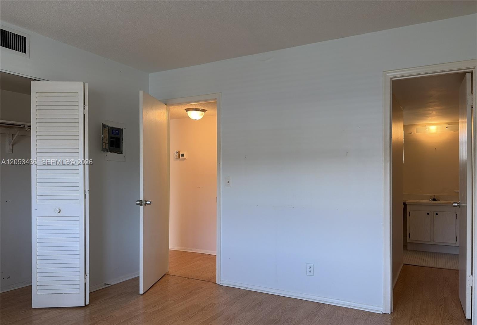103 1 / 2 624 sq. ft. $ 2026-07-14 0 Photo