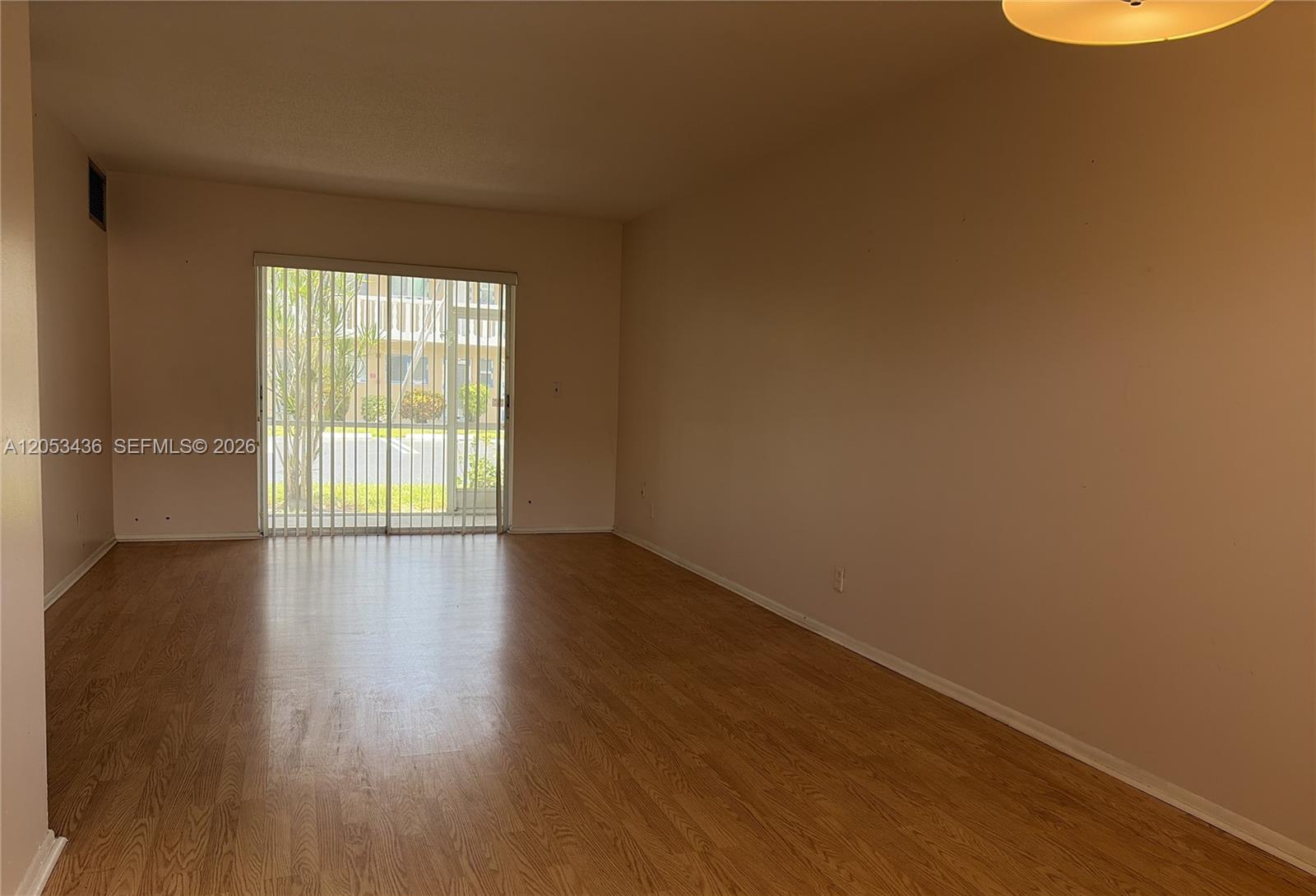 103 1 / 2 624 sq. ft. $ 2026-07-14 0 Photo