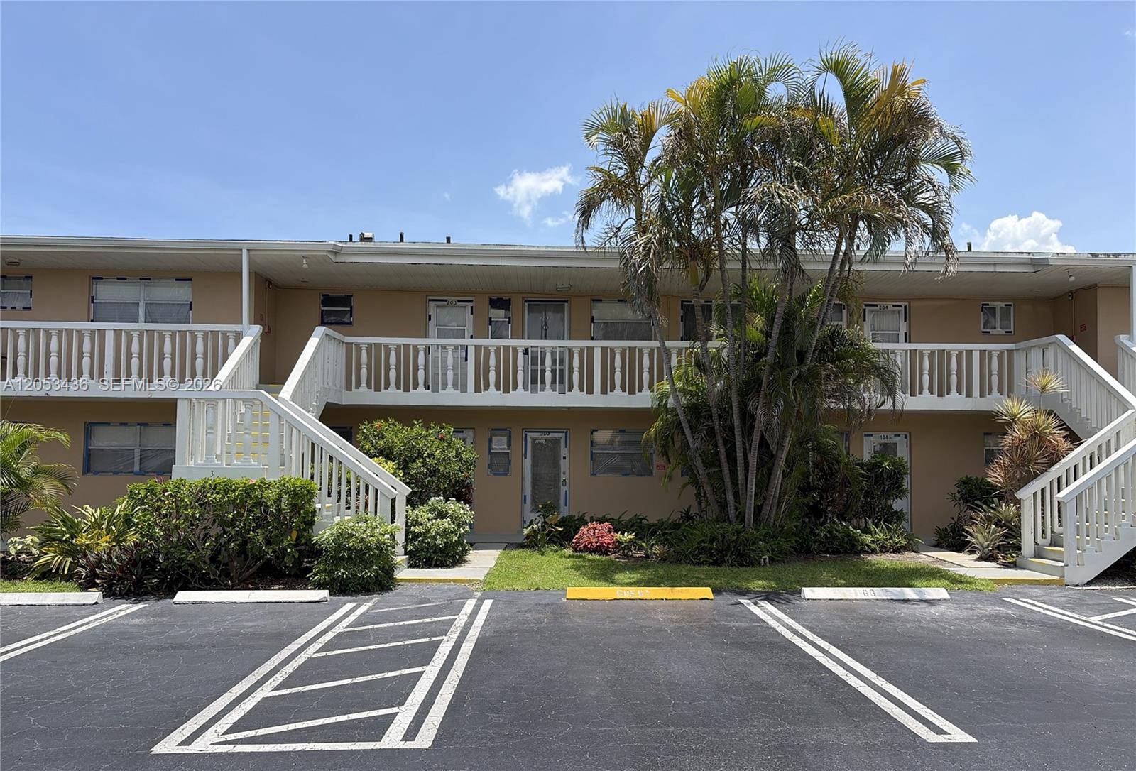 103 1 / 2 624 sq. ft. $ 2026-07-14 0 Photo