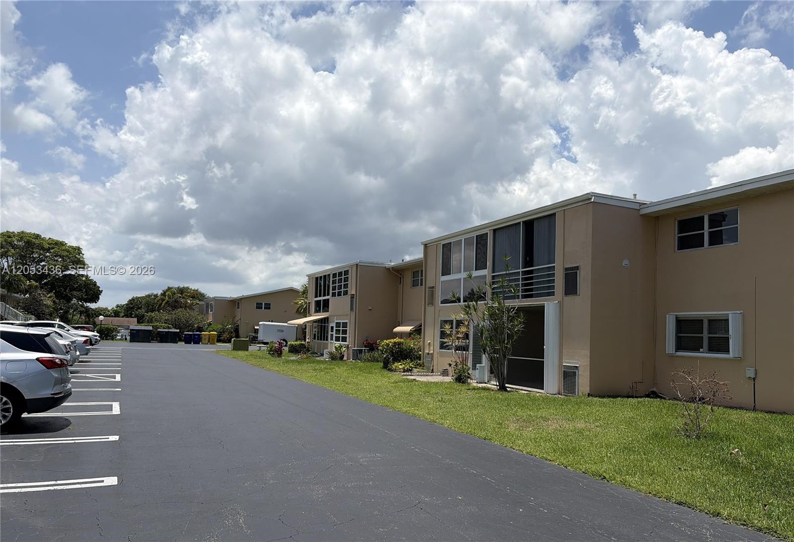 103 1 / 2 624 sq. ft. $ 2026-07-14 0 Photo
