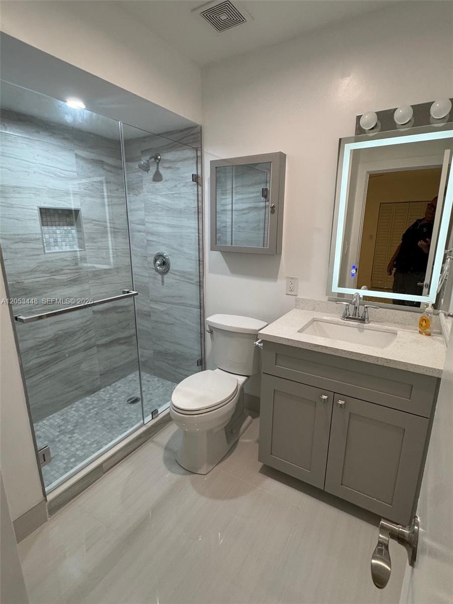 Ver detalles / 2502 sq. ft. $ 2026-07-14 0 foto