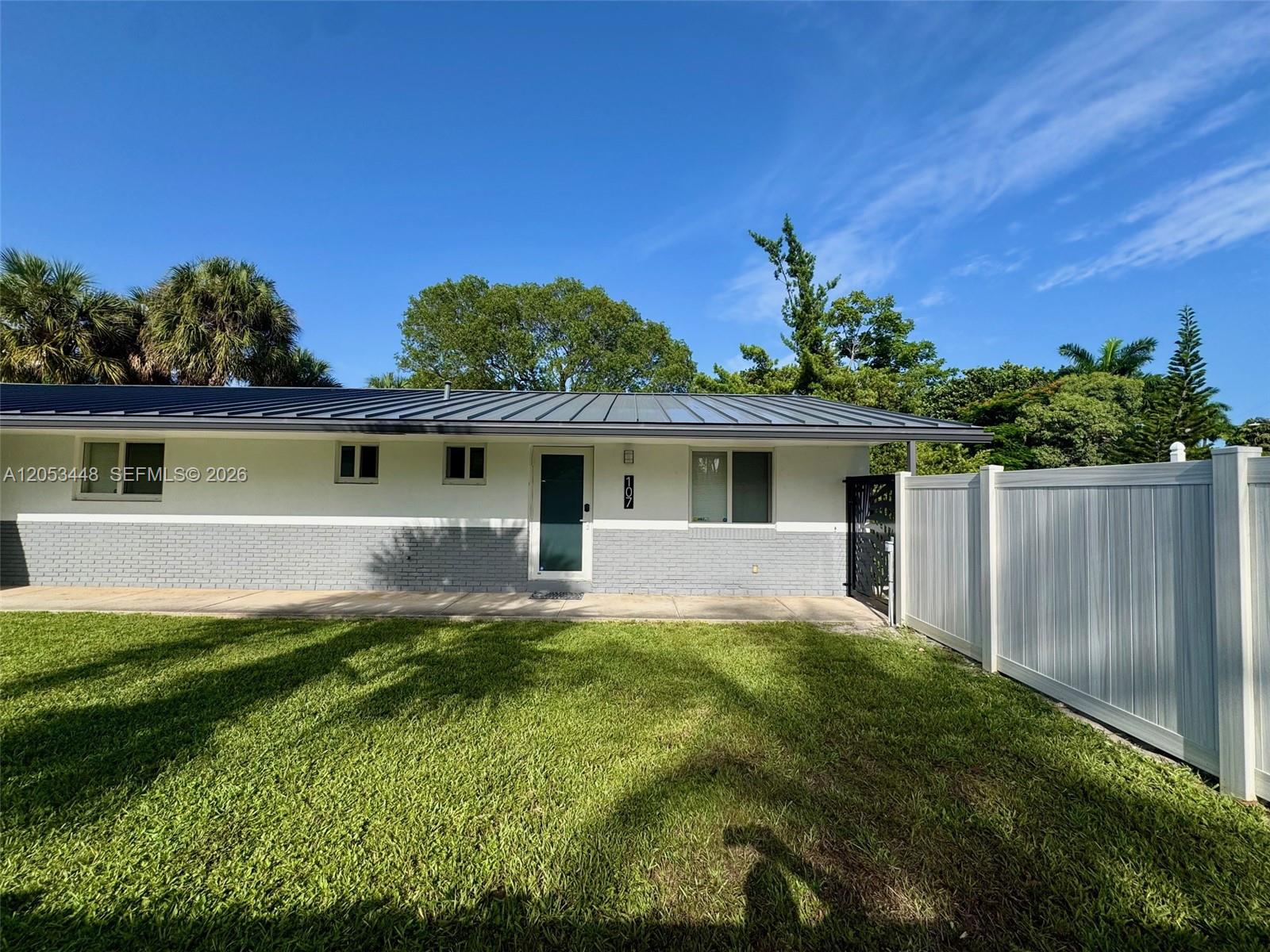 Ver detalles / 2502 sq. ft. $ 2026-07-14 0 foto