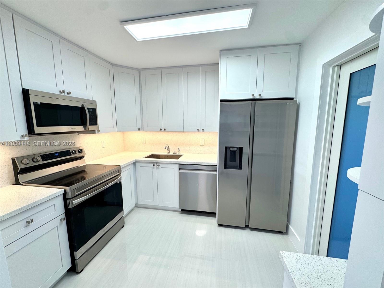 Ver detalles / 2502 sq. ft. $ 2026-07-14 0 foto