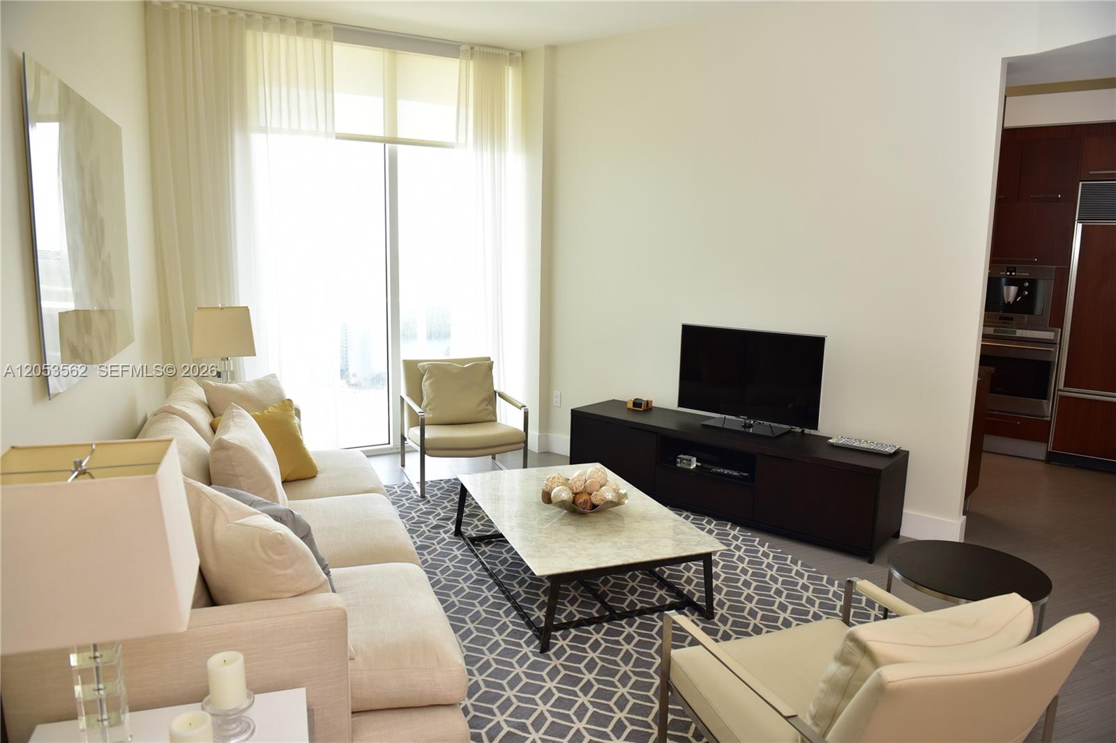 Ver detalles 2905 2 / 2 1463 sq. ft. $ 2026-07-14 0 foto