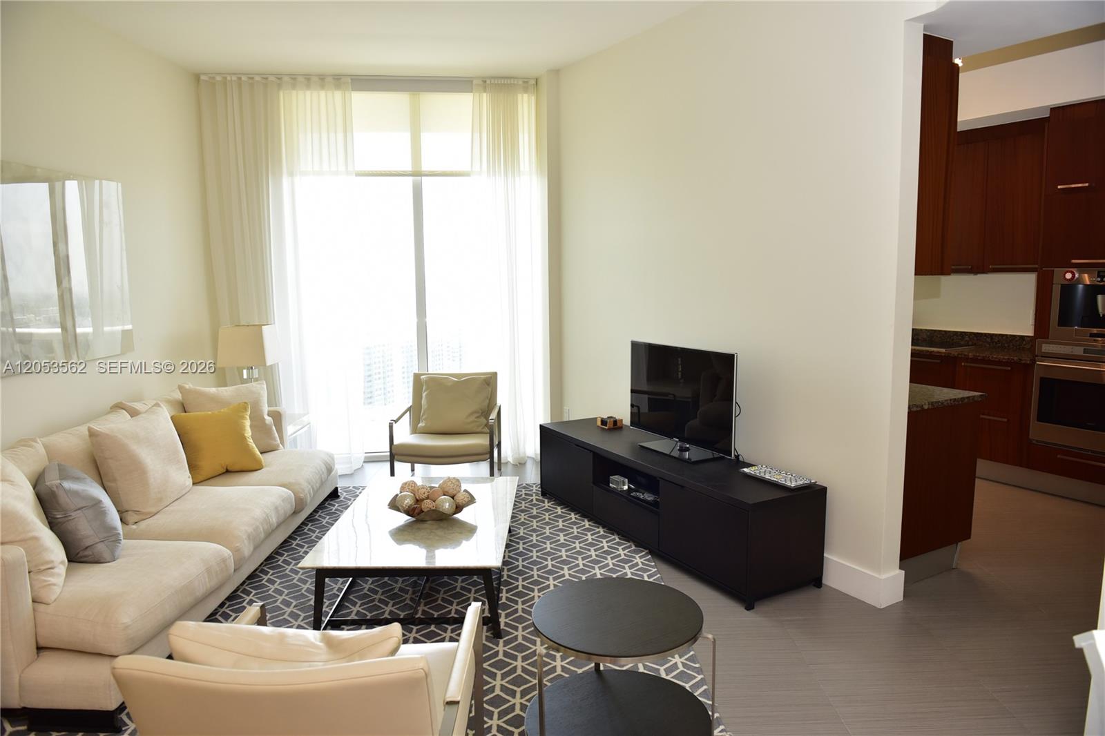 Ver detalles 2905 2 / 2 1463 sq. ft. $ 2026-07-14 0 foto
