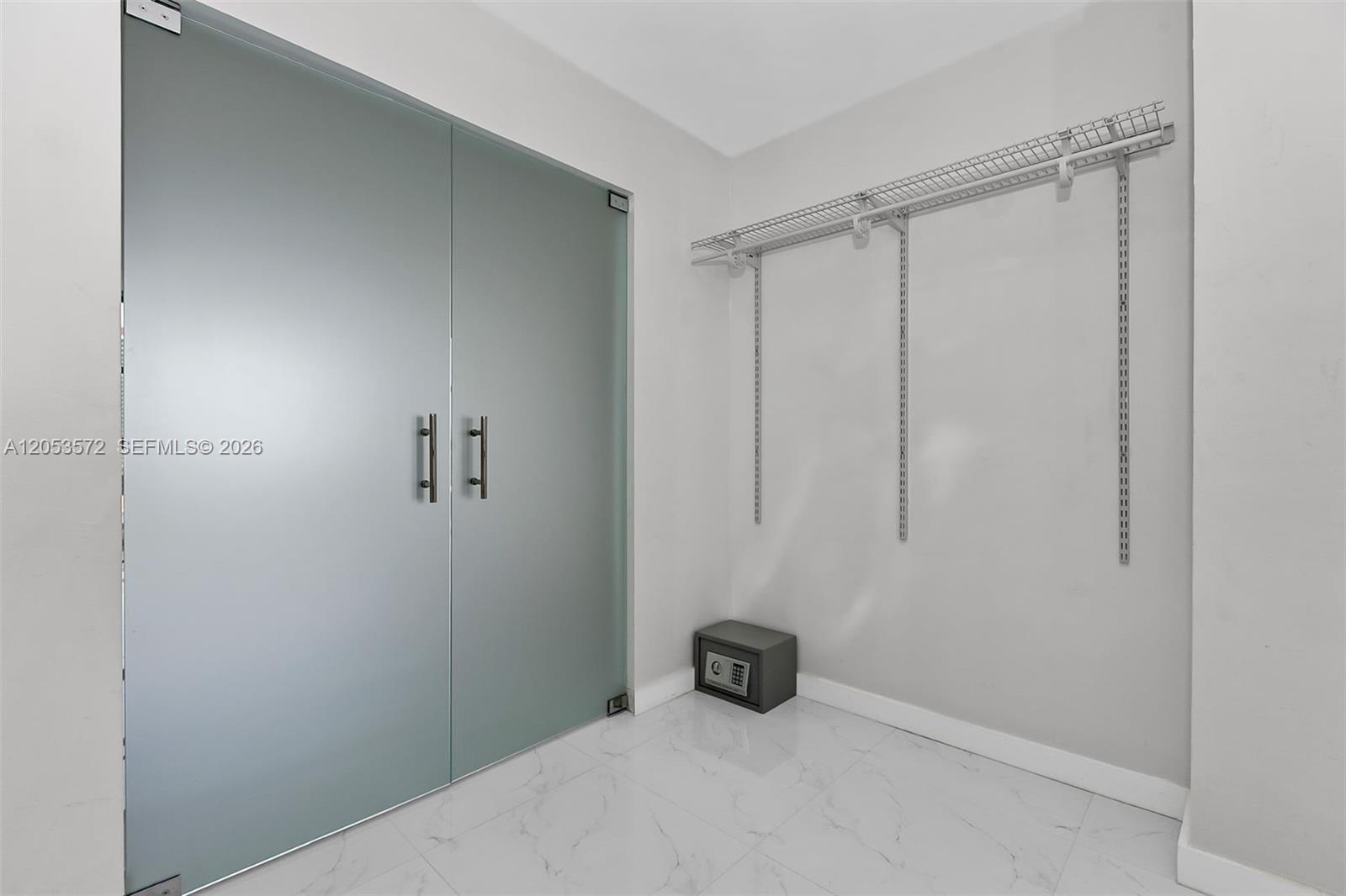 930 2 / 2 1430 sq. ft. $ 2026-07-14 0 Photo