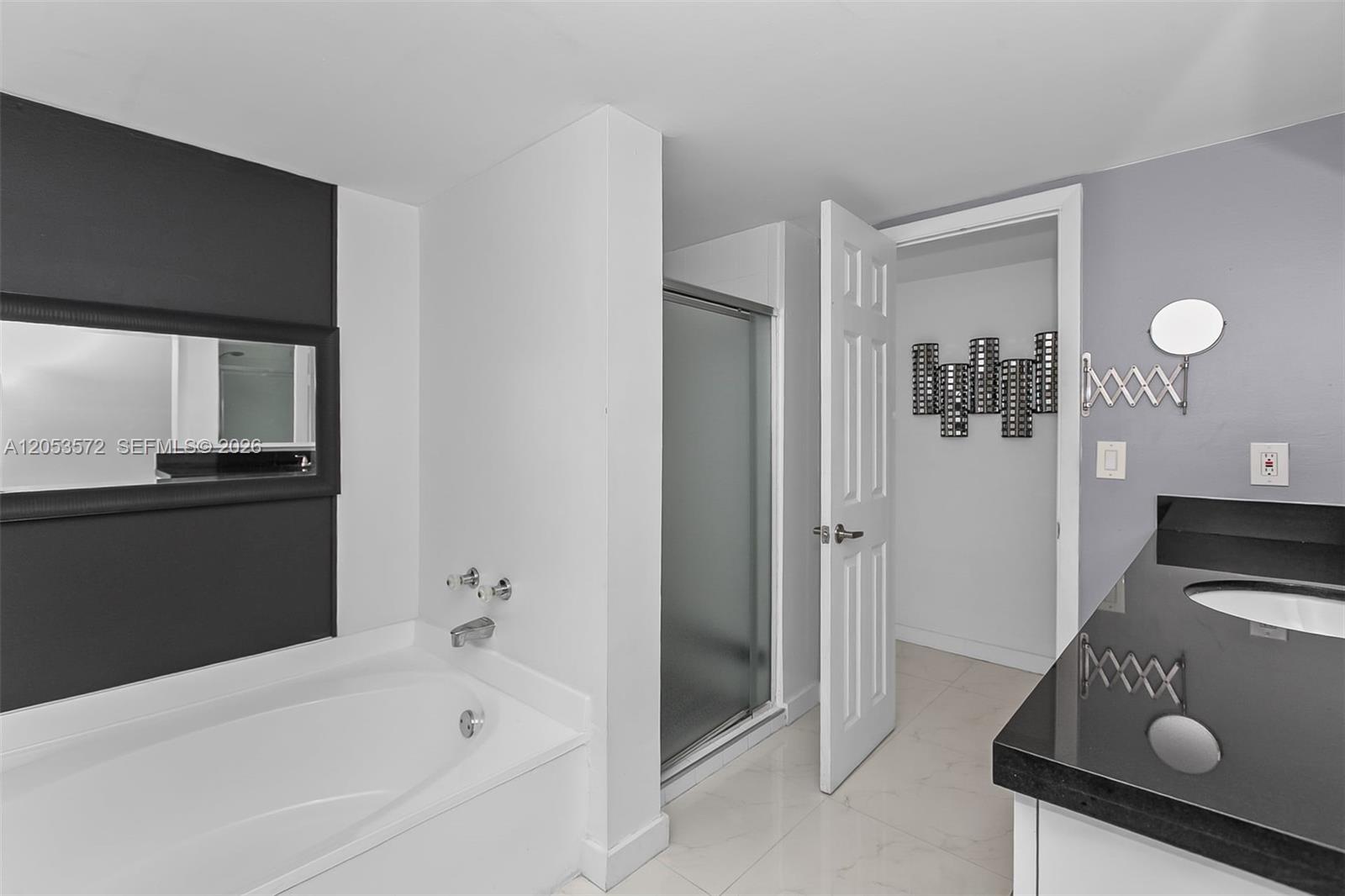 930 2 / 2 1430 sq. ft. $ 2026-07-14 0 Photo