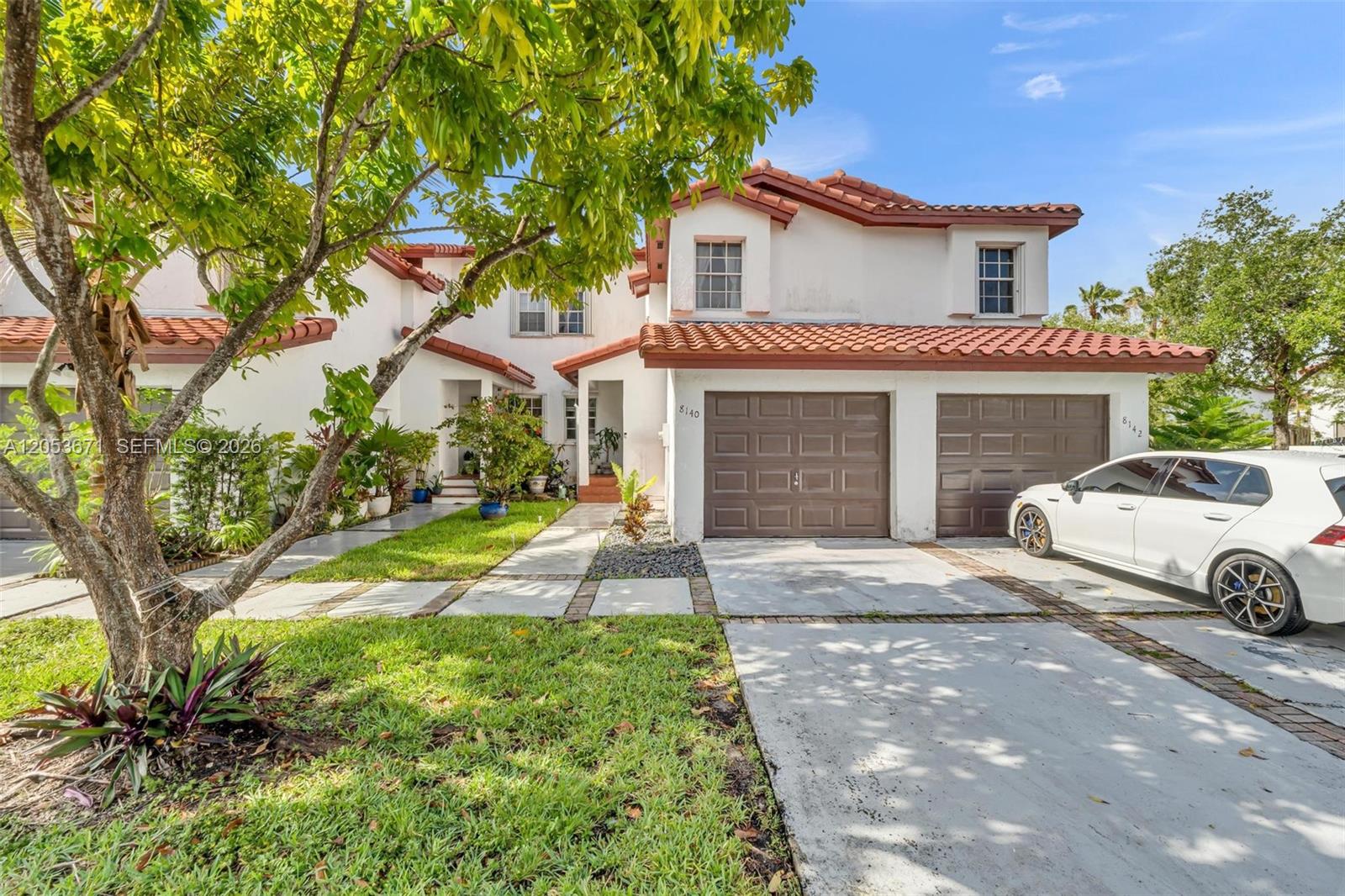 See details 8140 3 / 3 1293 sq. ft. $ 2026-07-14 0 Photo