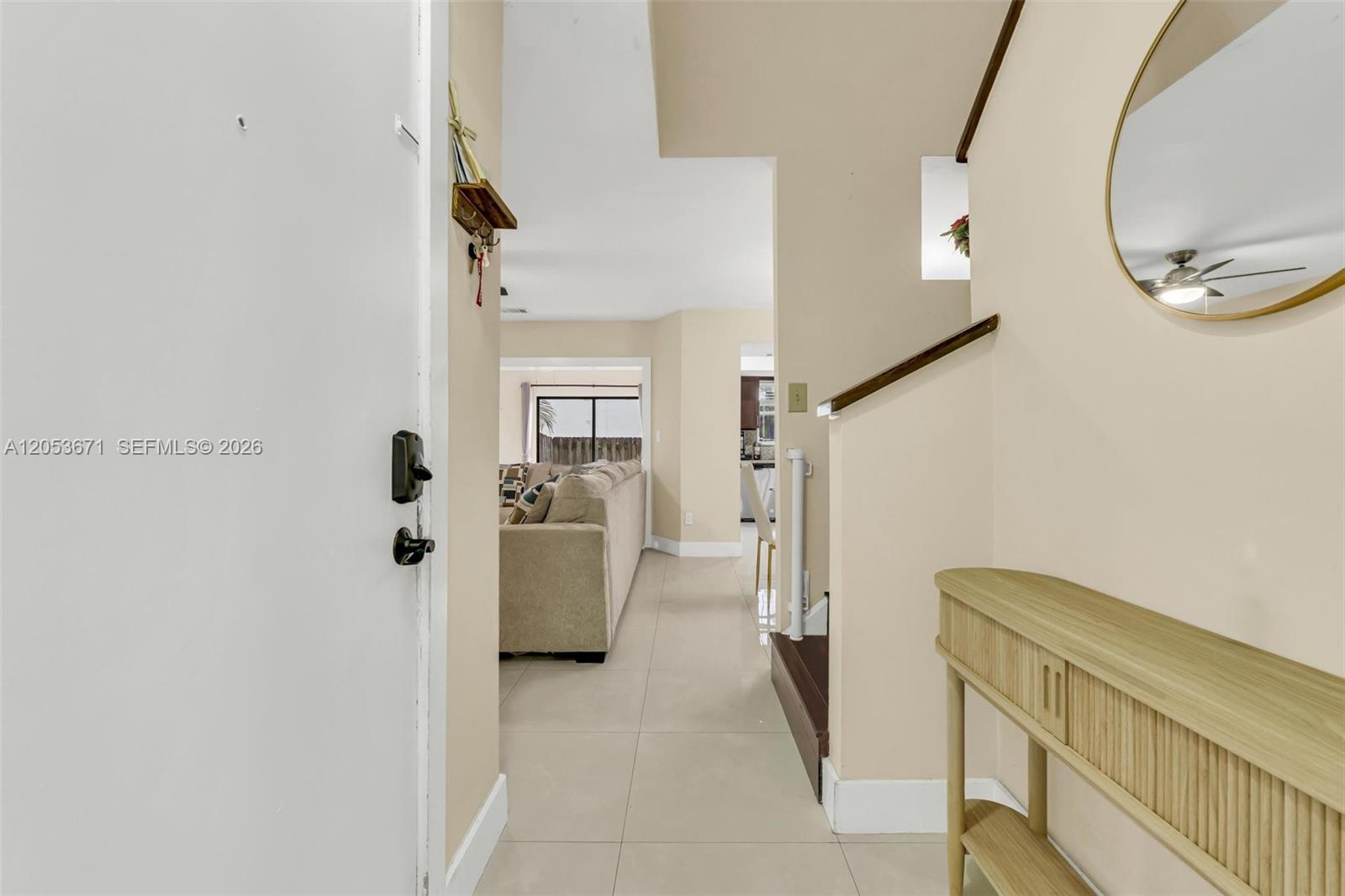 See details 8140 3 / 3 1293 sq. ft. $ 2026-07-14 0 Photo