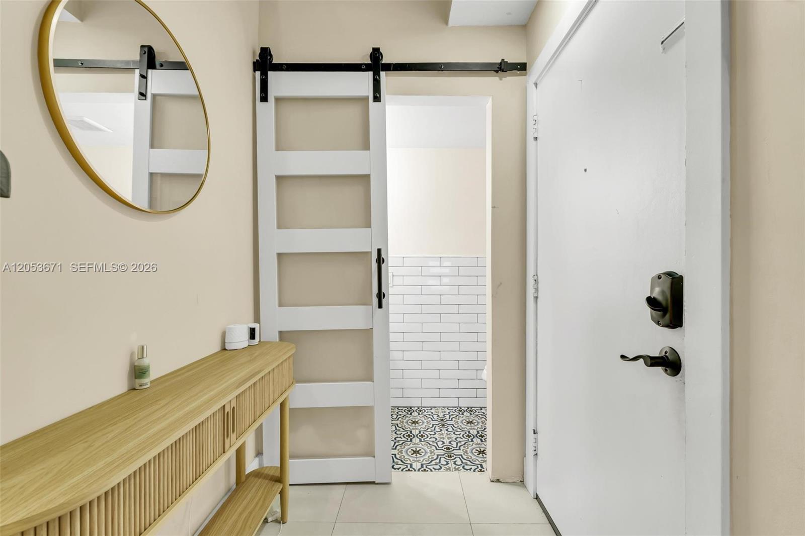 See details 8140 3 / 3 1293 sq. ft. $ 2026-07-14 0 Photo
