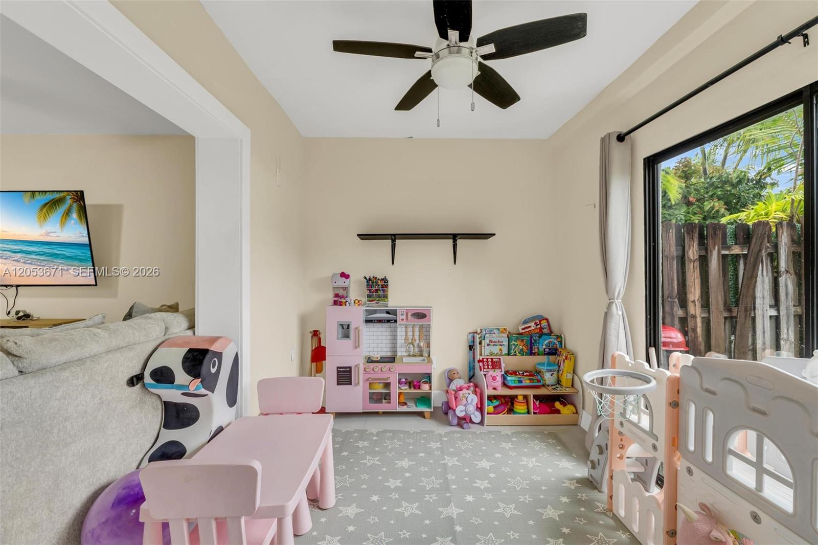 See details 8140 3 / 3 1293 sq. ft. $ 2026-07-14 0 Photo