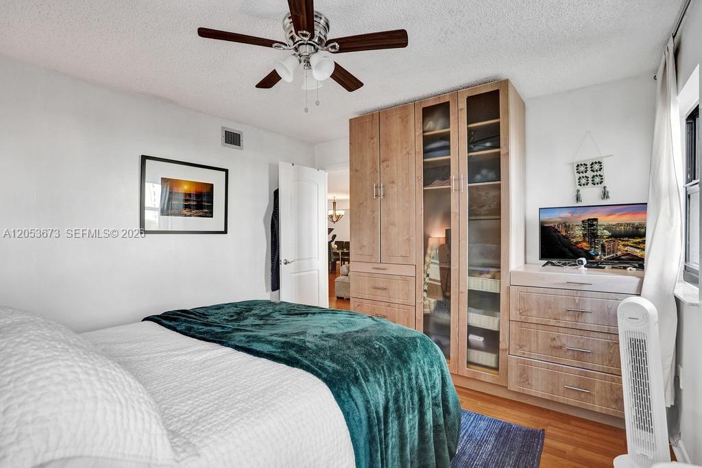 Photo of 1201 Ocean Dr  #310N, Hollywood, Florida, 33019 - 