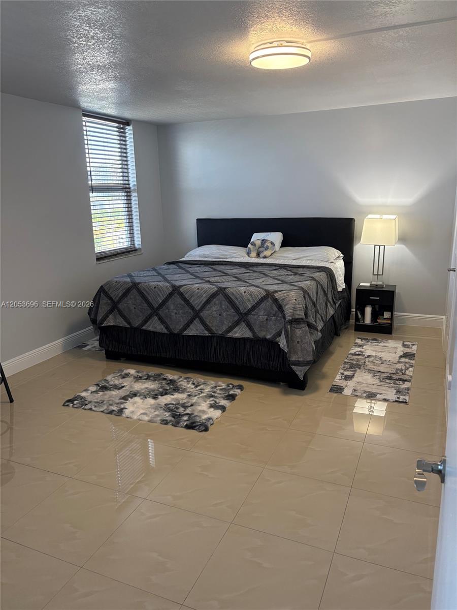 Photo of 427 Golden Isles Dr  #10D, Hallandale Beach, Florida, 33009 - 