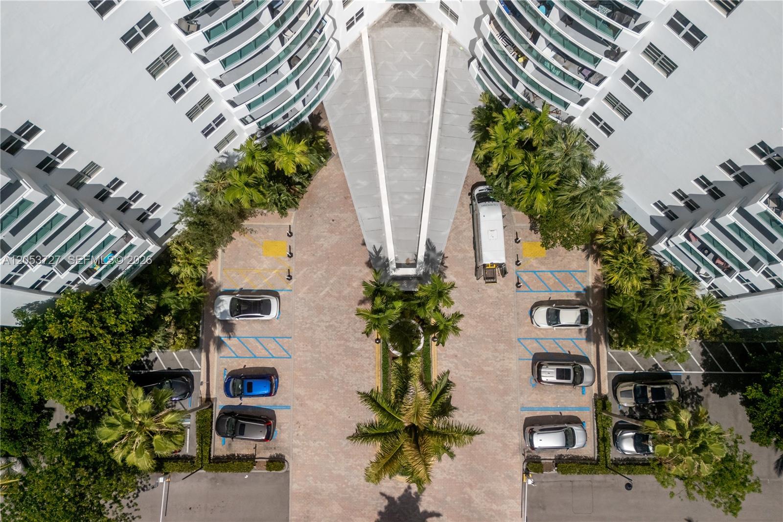 Photo of 3001 Ocean Dr #317, Hollywood, Florida, 33019 -