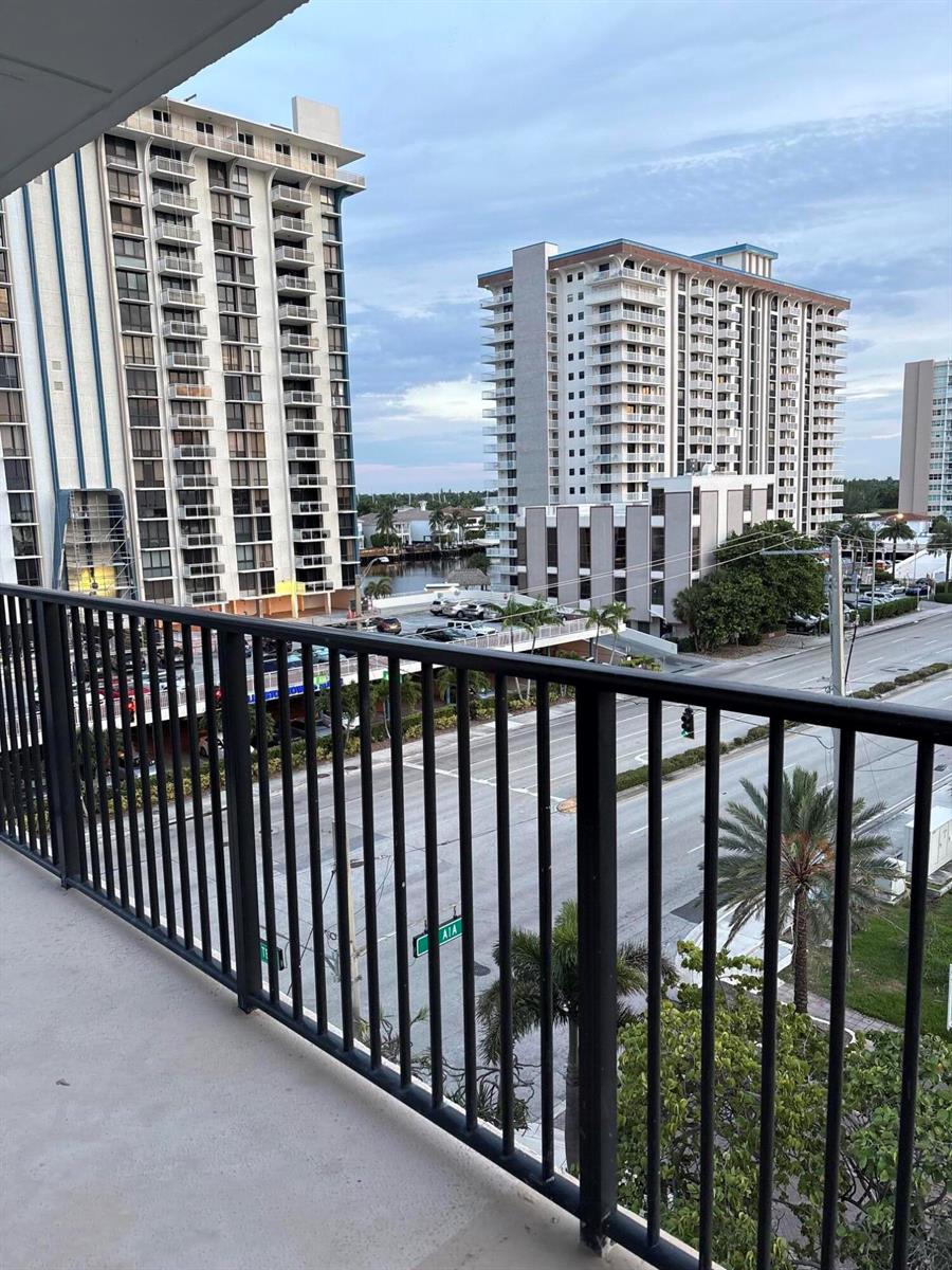 Photo of 2101 Ocean #505, Hollywood, Florida, 33019 - 80718784344__725ECCB6-23F9-45F5-80B1-01D