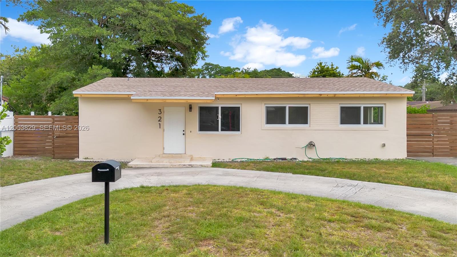   /  1345 sq. ft. $ 2026-07-15 0 foto
