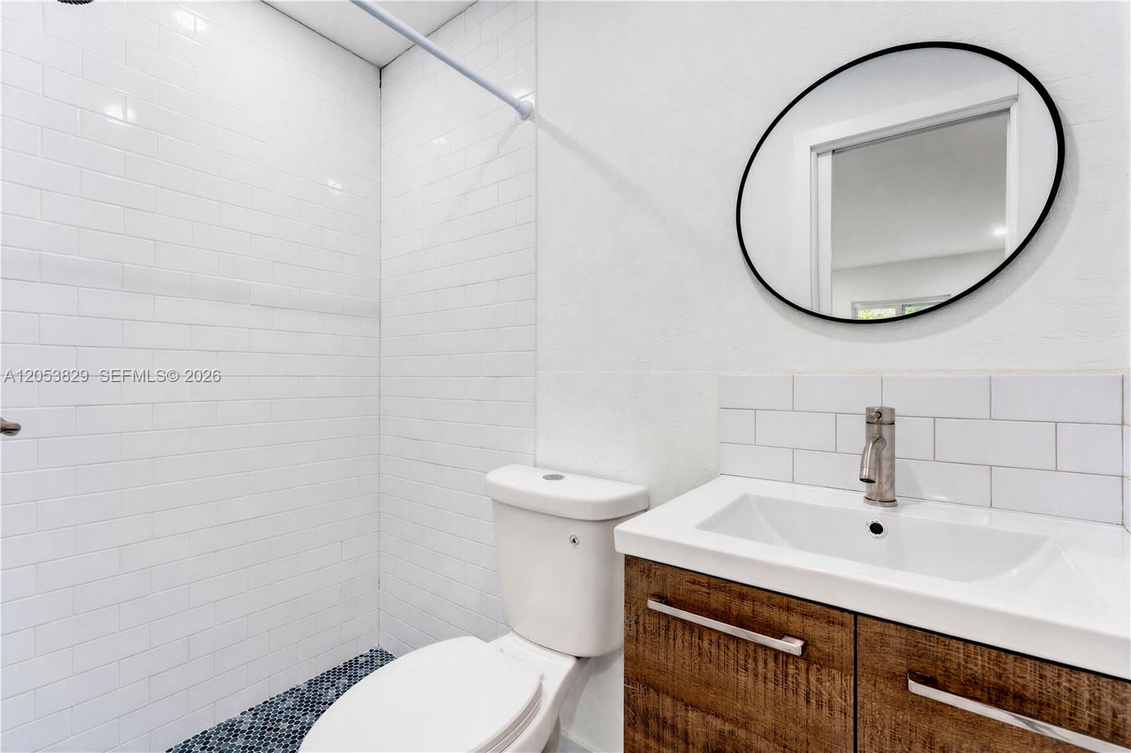   /  1345 sq. ft. $ 2026-07-15 0 foto