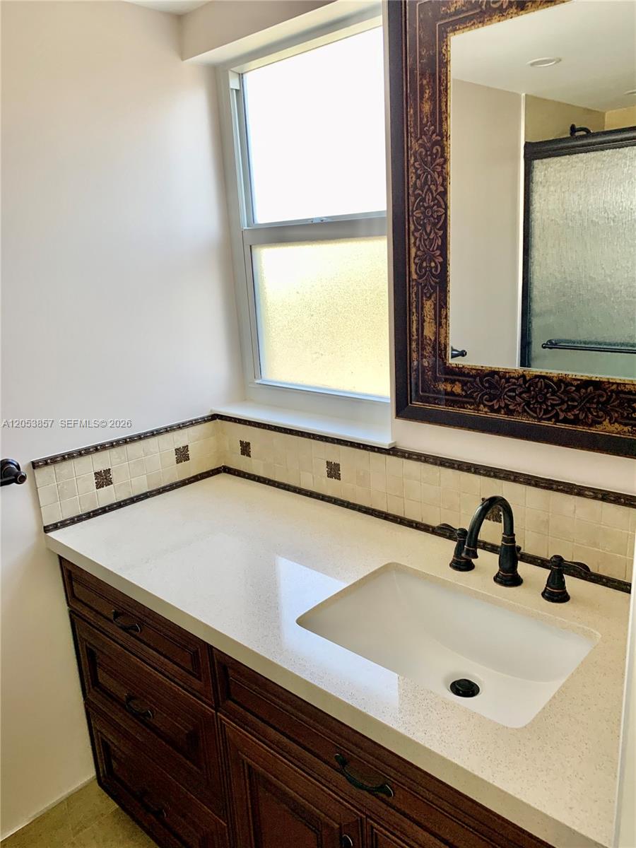 Photo of 619 14th Ave  #301, Hallandale Beach, Florida, 33009 - 
